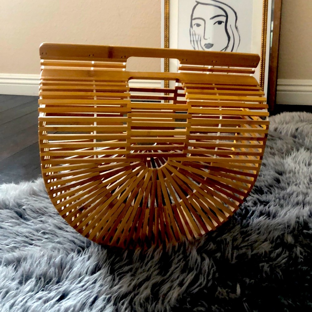Bamboo clutch